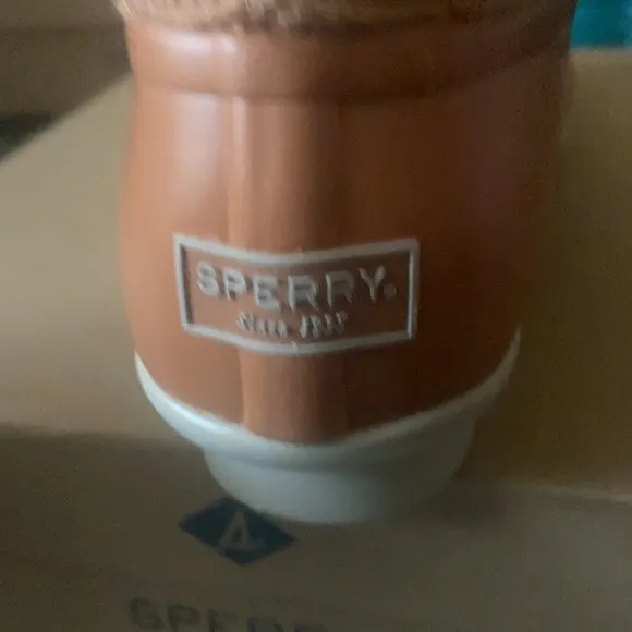 Sperry Cashew color saltwater boots