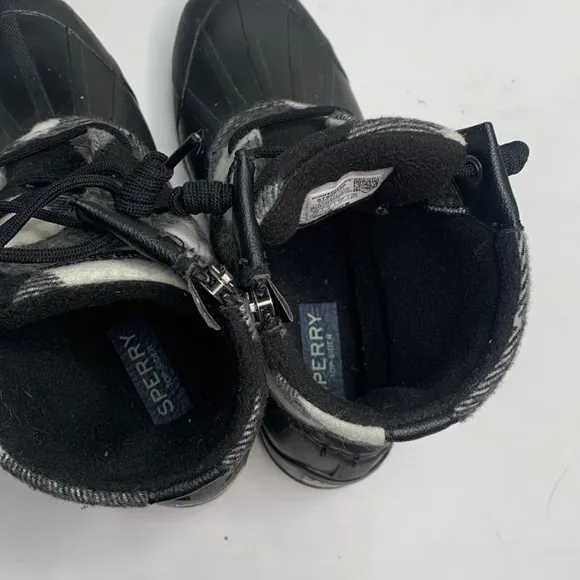 Sperry Saltwater Duck Boots Buffalo Plaid White Black S-184 Sz 6.5