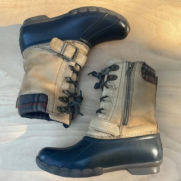 SPERRY Top Sider Saltwater Misty Duck Boots size 6.5