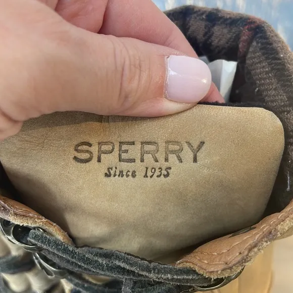 SPERRY Top Sider Saltwater Misty Duck Boots size 6.5