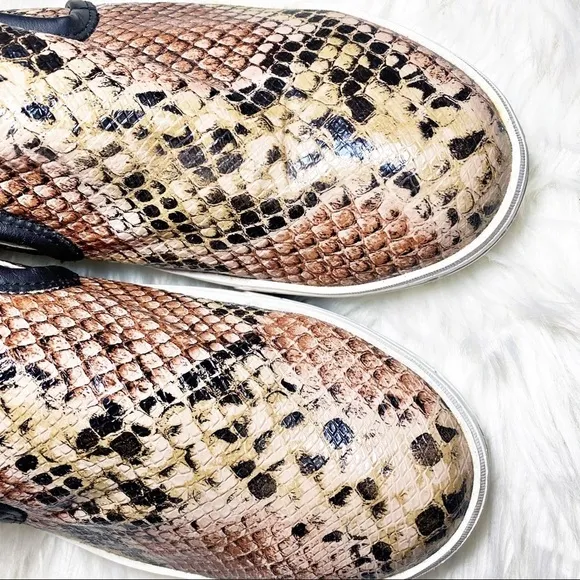 STEVE MADDEN Gunman Hand Made Faux Snakeskin Slip On Loafers, Size 9D