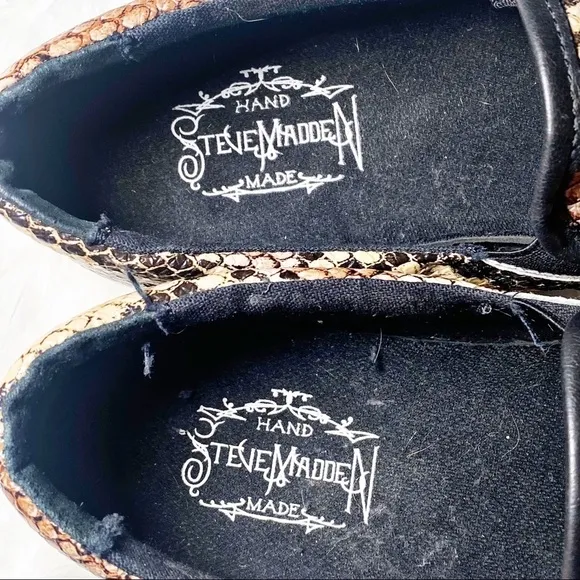 STEVE MADDEN Gunman Hand Made Faux Snakeskin Slip On Loafers, Size 9D