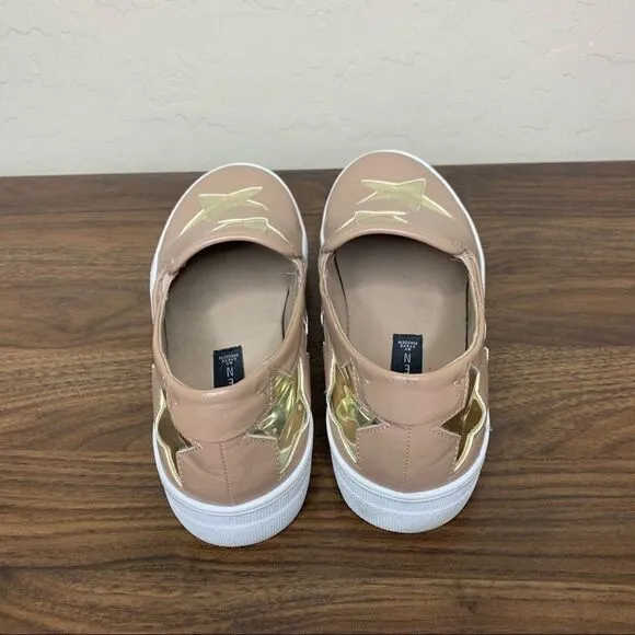 STEVEN by Steve Madden Giggy Fashion Sneaker