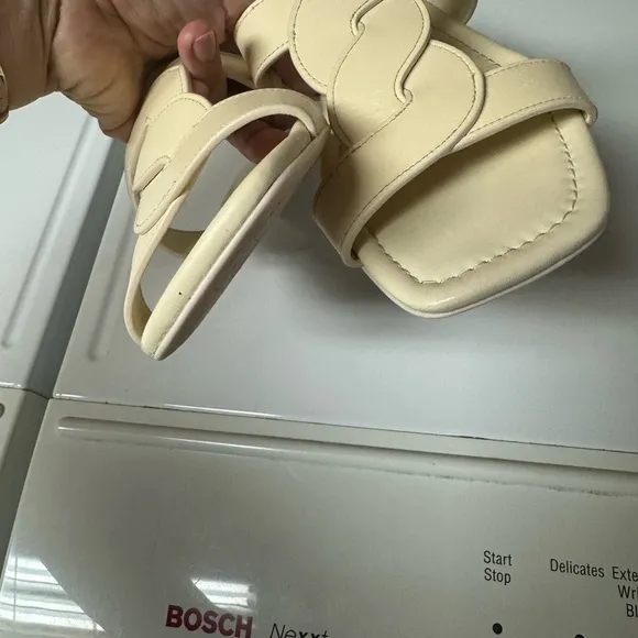 Stuart Weitzman Ibiza leather slides 6.5 B