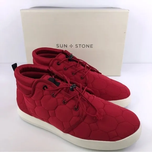 Sun Stone Fin Quilted Lace-Up Puffer Mens Boots, Size 11M