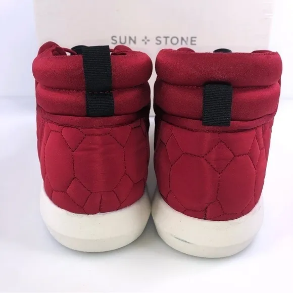 Sun Stone Fin Quilted Lace-Up Puffer Mens Boots, Size 11M