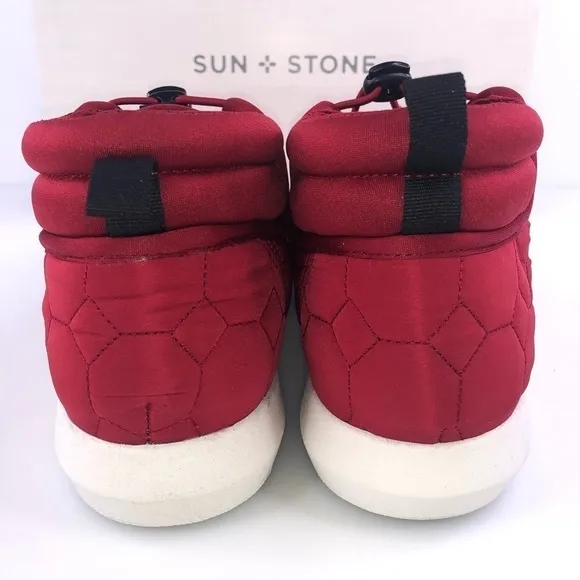 Sun Stone Fin Quilted Lace-Up Puffer Mens Boots, Size 8M