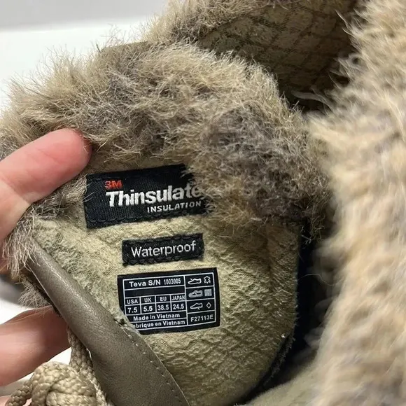 Teva Lenawee Quilted Leather Lace Up Waterproof Snow Winter Boots Women Size 7.5