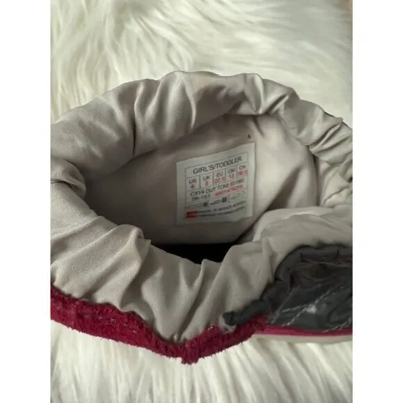 The North Face girls Toddler Size 6 Pink/Gray Quilted Suede Winter Boots