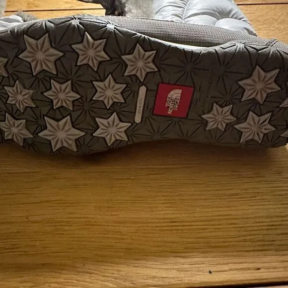 The North face icepick quilted boots white down 6.5
