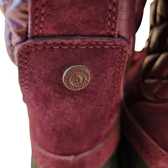 The North Face Quilted Thermoball Boots 8.5