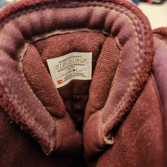 The North Face Quilted Thermoball Boots 8.5