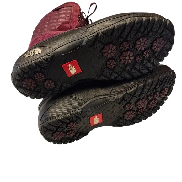 The North Face Quilted Thermoball Boots 8.5