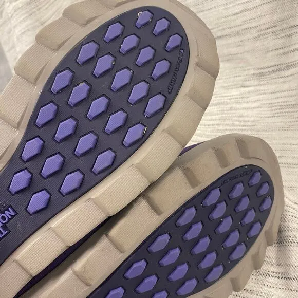 The North Face Thermoball 8&quot; Lace Boots Purple Quilted Size 7 Winter Snow Cozy