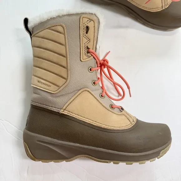 The North Face Women's Shellista IV Faux Fur Flax Winter Waterproof Snow Boots 8