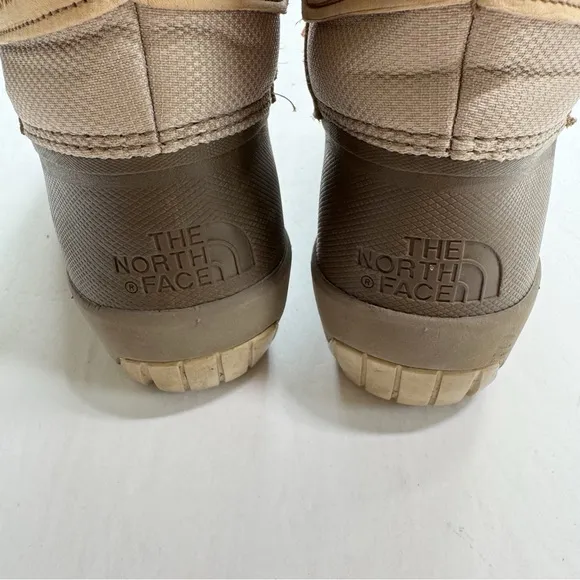 The North Face Women's Shellista IV Faux Fur Flax Winter Waterproof Snow Boots 8
