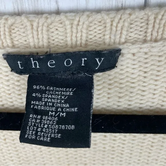 Theory 100% cashmere cream sweater medium