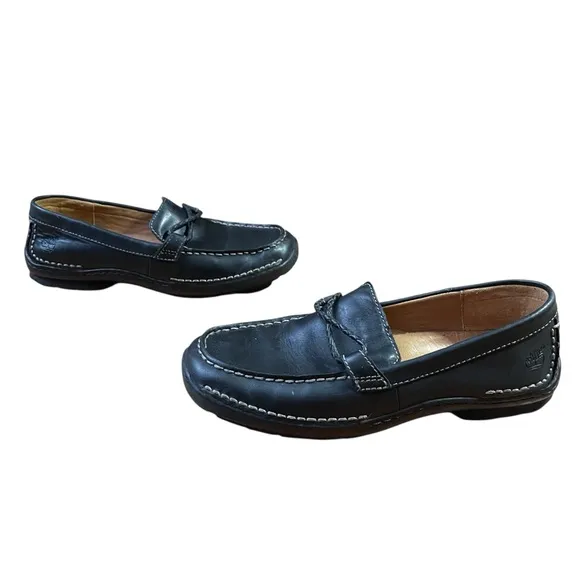 Timberland Black Leather Loafers with Decorative Strap and Rounded Toe