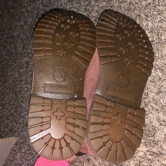 Timberland maroon weather boots, size 8.