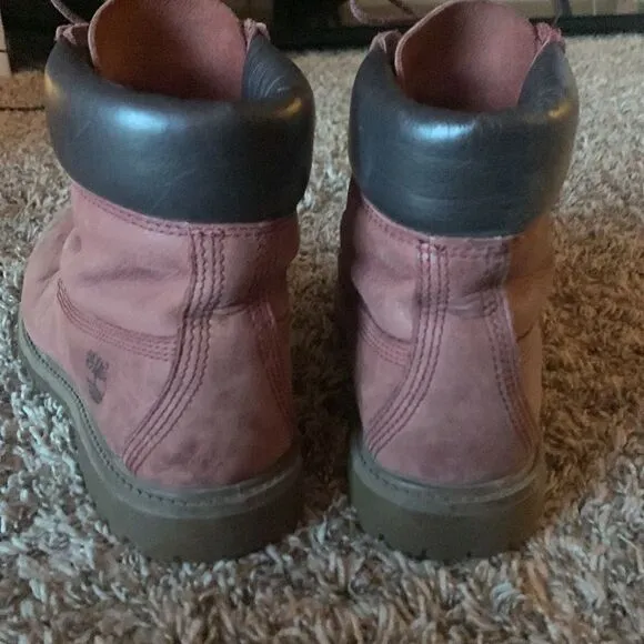 Timberland maroon weather boots, size 8.
