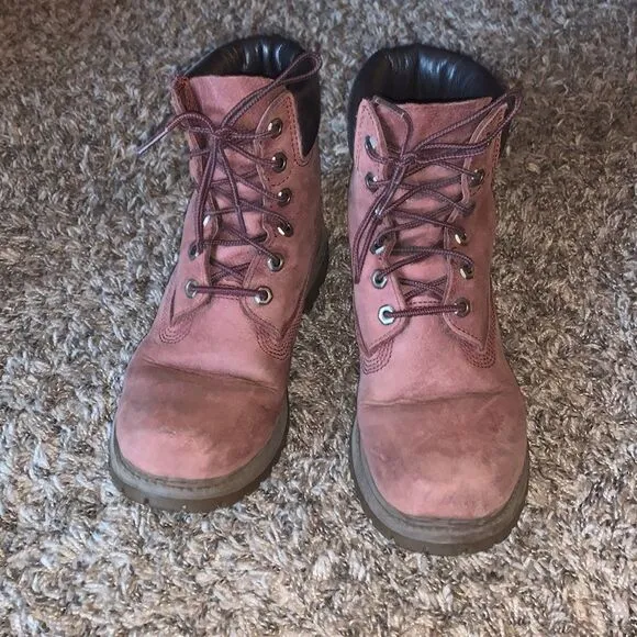 Timberland maroon weather boots, size 8.