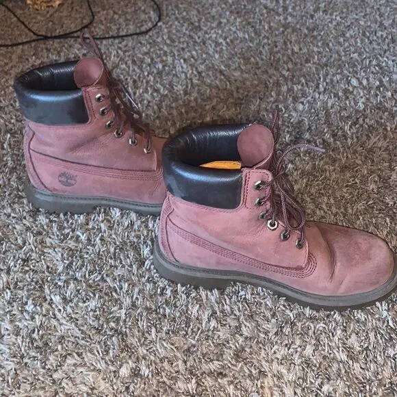 Timberland maroon weather boots, size 8.