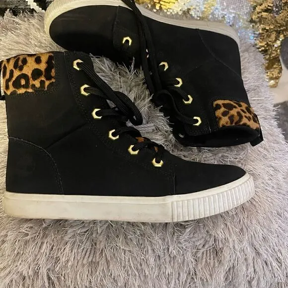 Timberland skyla sz 7.5 lace up fashion boots sneakers