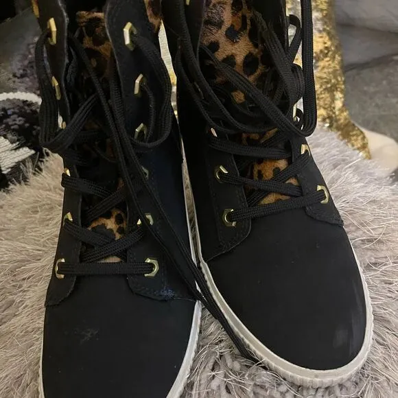 Timberland skyla sz 7.5 lace up fashion boots sneakers