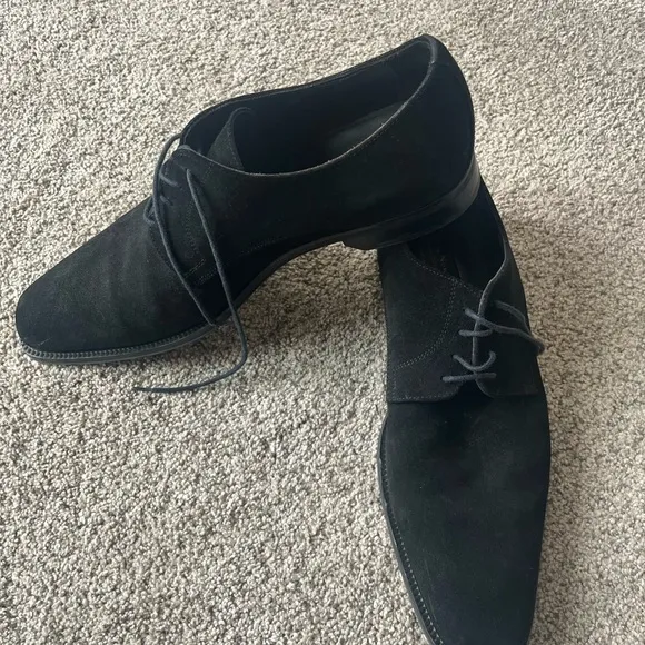 To Boot New York suede men’s shoe size 10.5.