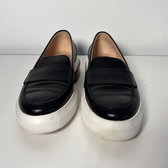 Tods Women’s Black Leather Loafers 39