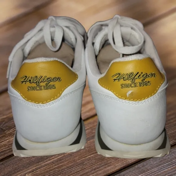 Tommy Hilfiger Logo Vintage 90s mens Size 9 White Leather Lace-up Shoes Sneakers