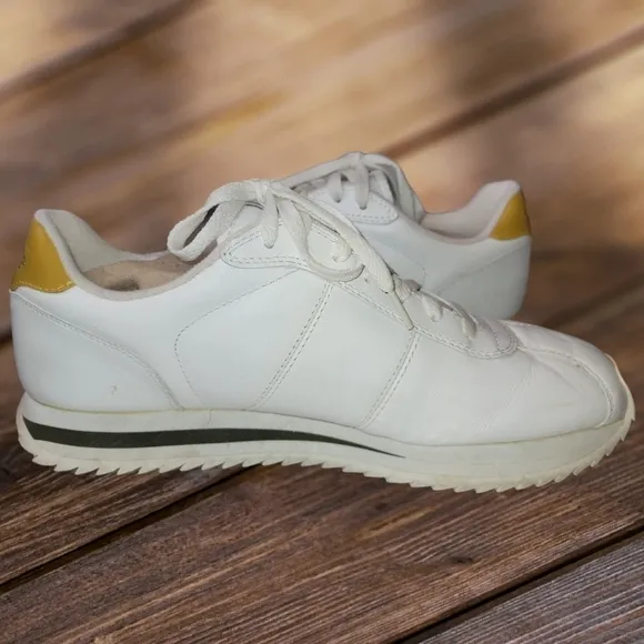 Tommy Hilfiger Logo Vintage 90s mens Size 9 White Leather Lace-up Shoes Sneakers