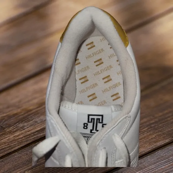 Tommy Hilfiger Logo Vintage 90s mens Size 9 White Leather Lace-up Shoes Sneakers