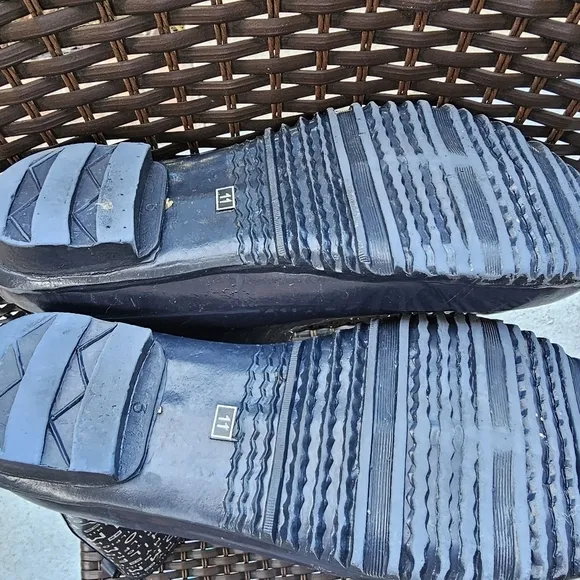 TOMMY HILFIGER RUBBER RAIN ALL WEATHER BOOTS SIZE 11