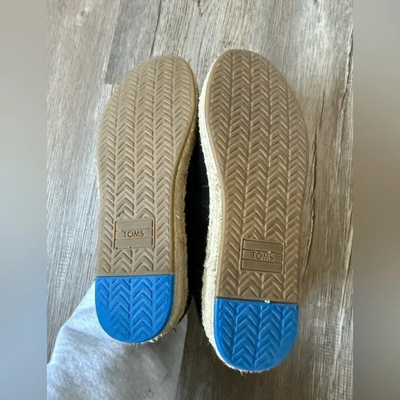 TOMS Espadrilles Slip On Shoes Rope Shoes Flats Wedges Black Tan Size 5 Comfy