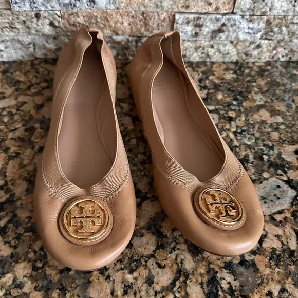 Tory Burch Claire Elastic Travel Ballet Flats
