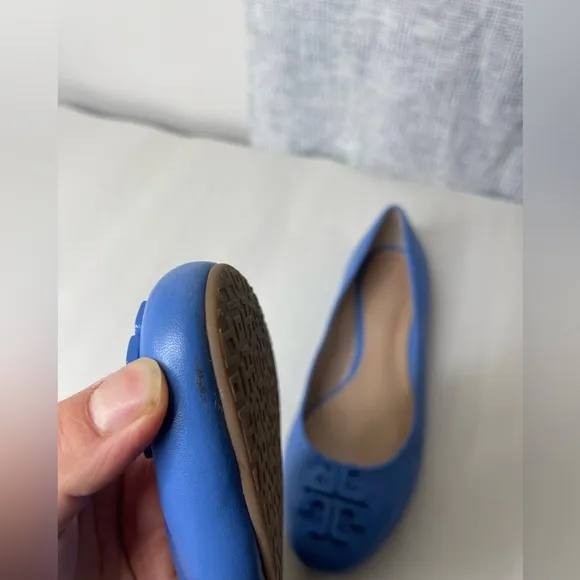 Tory Burch Lowell leather Ballet flats in Blue Sz 7.5 Worn once designer comfy