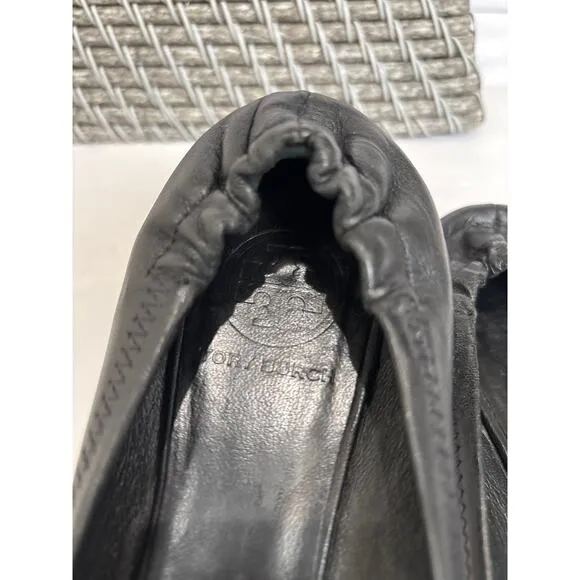 Tory Burch Minnie Travel Ballet Flats Black Leather Gold Metal Size 7