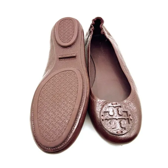 TORY BURCH Minnie Travel Ballet Flats - Leather Logo W/dust bag. Used once.