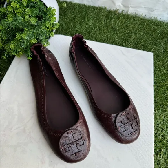 Tory Burch MINNIE TRAVEL BALLET FLATS WITH LEATHER LOGO GOAT LEATHER Plum 7 new