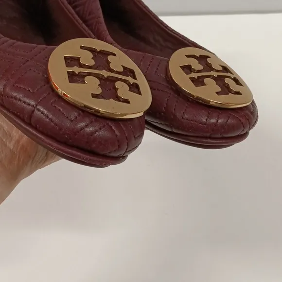 Tory Burch Minnie Travel Quilted Burgundy Leather Logo Ballet Flats