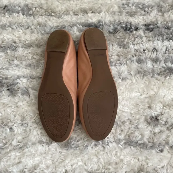 Tory Burch Ombré Logo Flats size 9 Nude leather