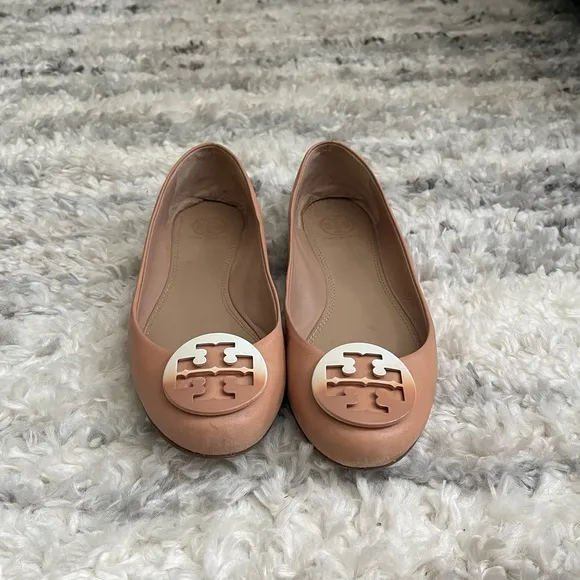 Tory Burch Ombré Logo Flats size 9 Nude leather