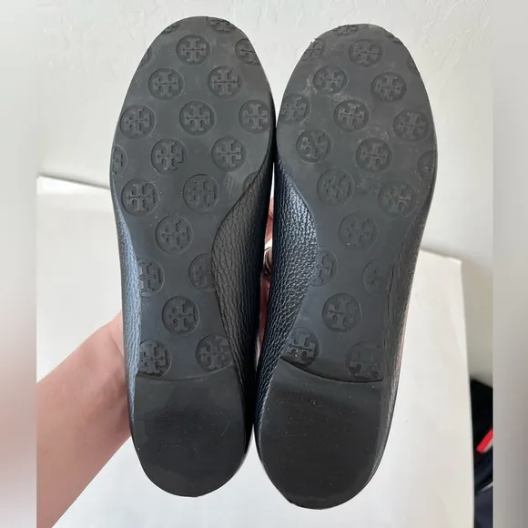 Tory Burch Pebbled Leather Travel Ballet Logo Flats Black Size 8.5