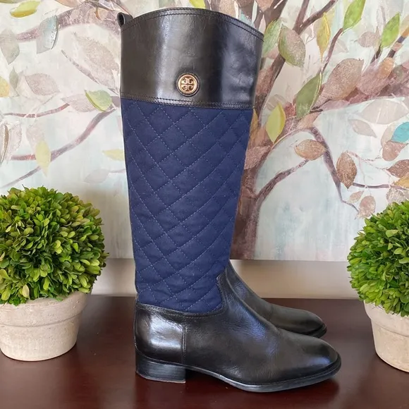 TORY BURCH “ROSALIE”🖤BLACK &amp; BLUE💙LEATHER QUILTED RIDING BOOTS SIZE 9🌟EUC🌟