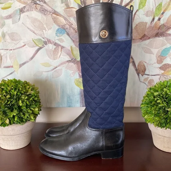 TORY BURCH “ROSALIE”🖤BLACK &amp; BLUE💙LEATHER QUILTED RIDING BOOTS SIZE 9🌟EUC🌟