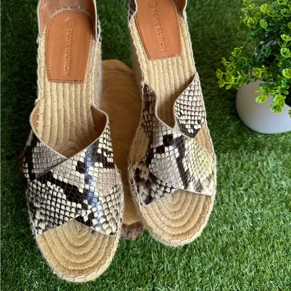 Tory Burch Selby Snake Printed Leather WedgePlatform Espadrille Sandals 8.5