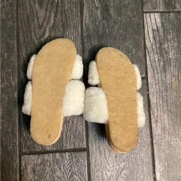 Tory Burch Sheldon Shearling Slip On Slide