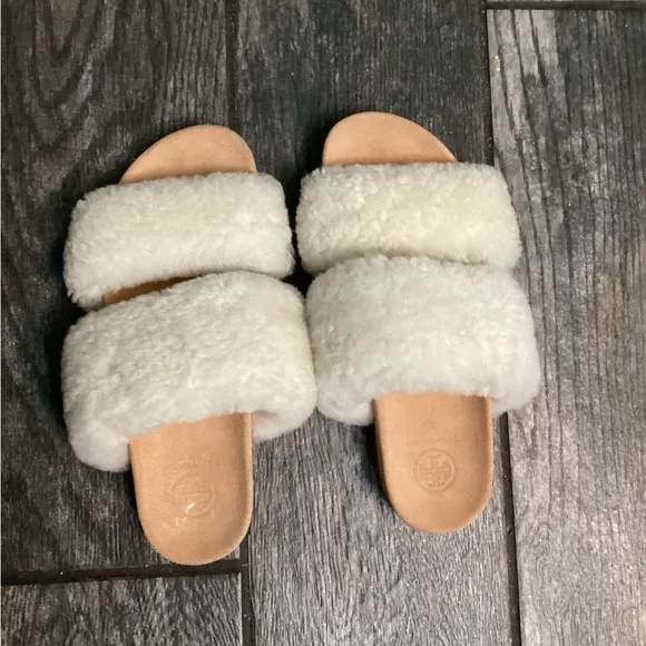 Tory Burch Sheldon Shearling Slip On Slide