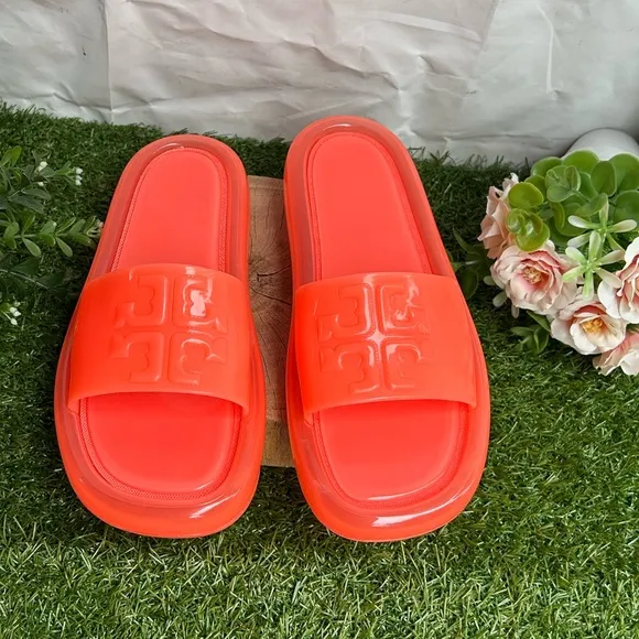 TORY BURCHBUBBLE JELLY SLIDES SANDALS - NEONFLUORESCENT PINK$188 Sz 7 NEW